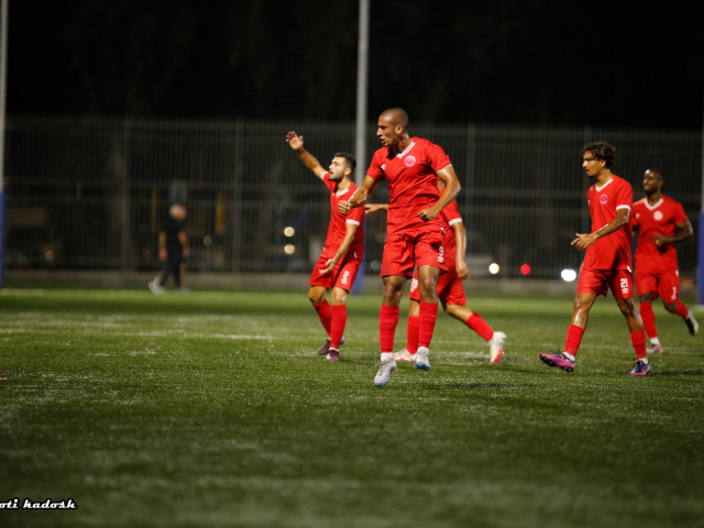 מצרי חוגג שער (מוטי קדוש)